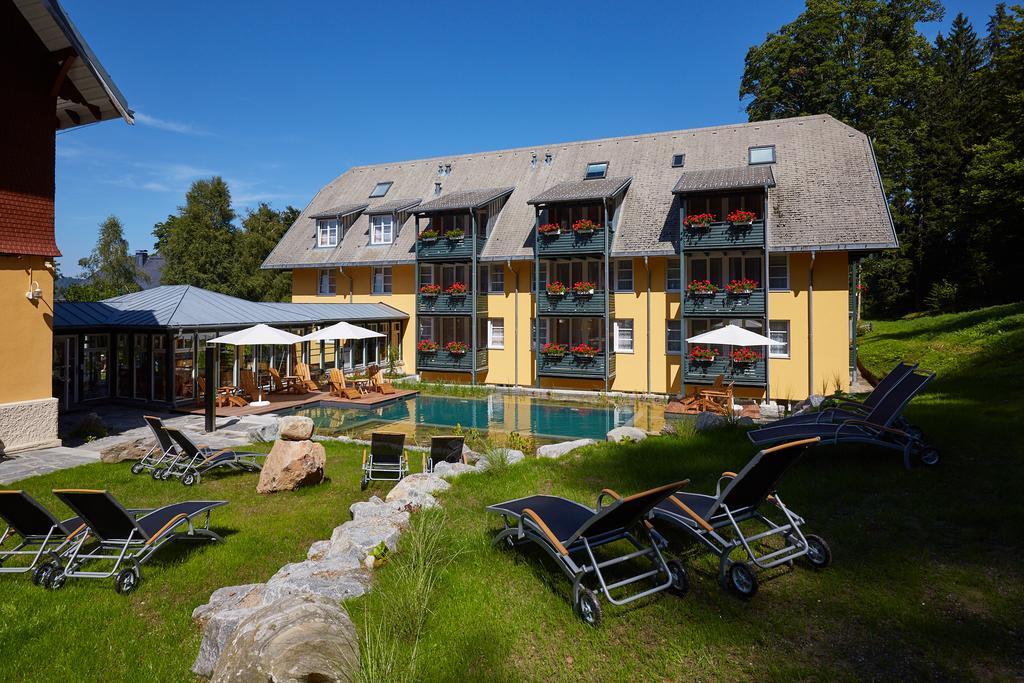 Ferien Residenz Bergfried Hotel Hinterzarten Exterior foto